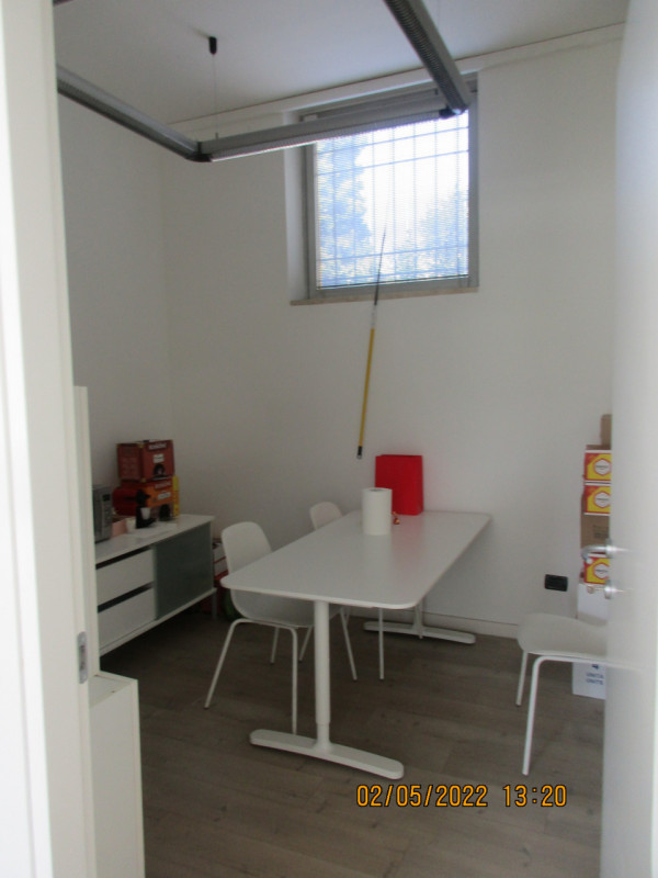 Immagine 4 di Negozio in affitto  in San Bortolo a Vicenza