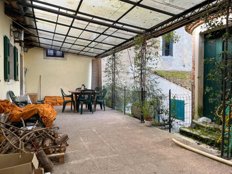 Immagine 52 di Villa in vendita  in Via B. Bizio, 6 a Longare