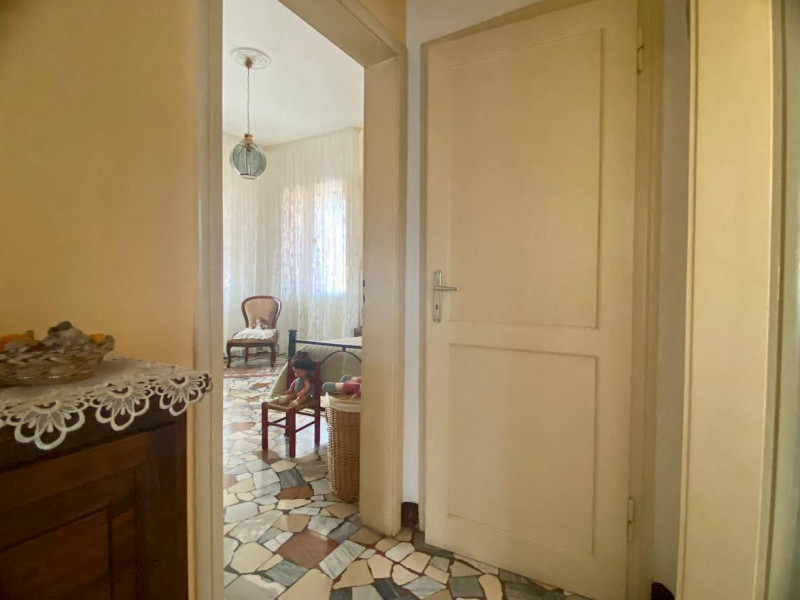 Immagine 7 di Palazzo in vendita  in STRADA DEL CAVALCAVIA a Vicenza