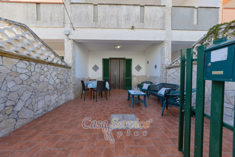 Immagine 4 di Villa in vendita  in Via Dei Pini a Gallipoli