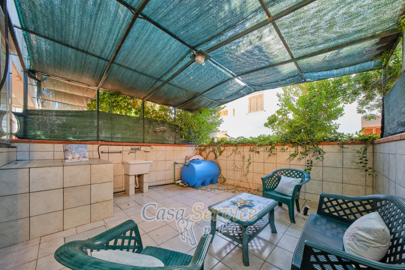 Immagine 30 di Villa in vendita  in Via Dei Pini a Gallipoli