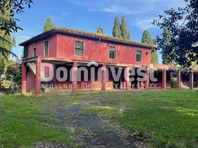 Immagine 2 di Villa in vendita  in viale della Repubblica a Marino