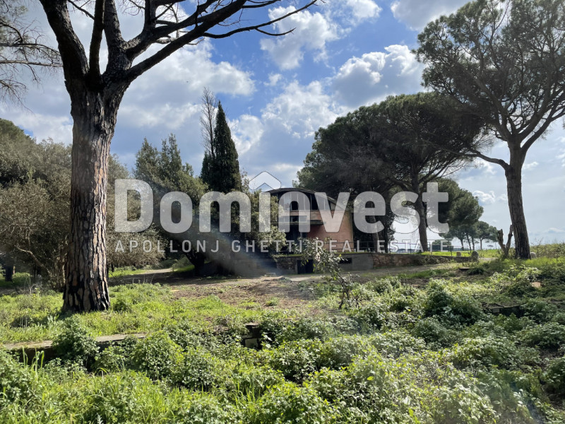 Immagine 13 di Villa in vendita  in viale della Repubblica a Marino