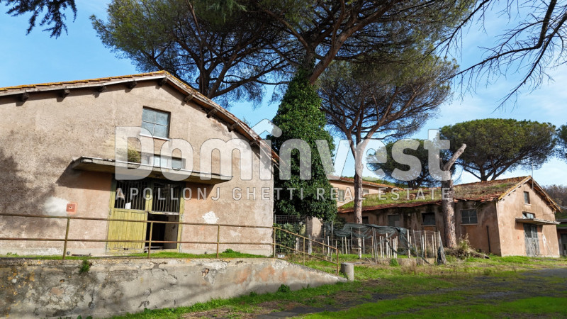 Immagine 39 di Villa in vendita  in viale della Repubblica a Marino