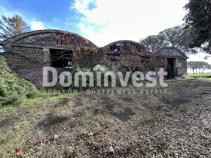 Immagine 44 di Villa in vendita  in viale della Repubblica a Marino