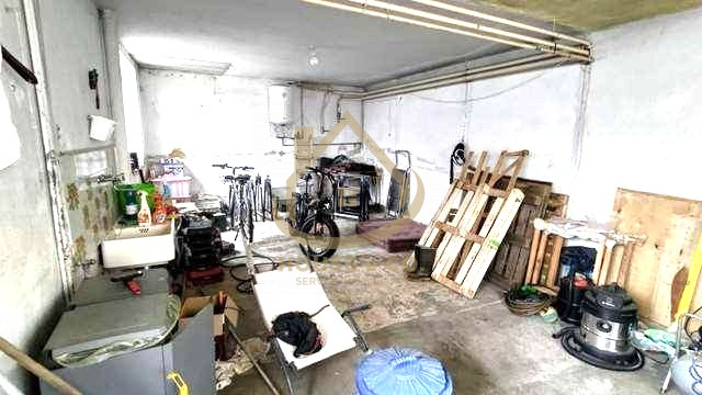 Immagine 23 di Villa in vendita  in Viale Montegrappa a Vigevano