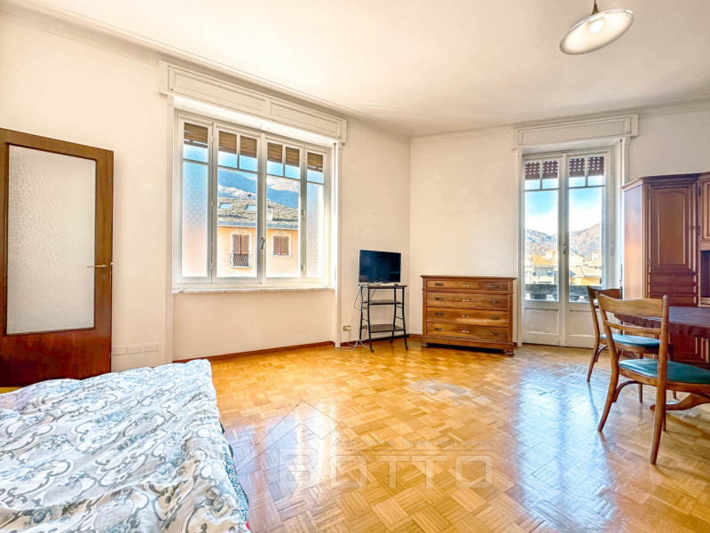 Immagine 8 di Appartamento in vendita  in Via Roma 5 a Varallo