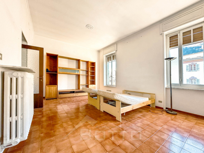 Immagine 16 di Appartamento in vendita  in Via Roma 5 a Varallo