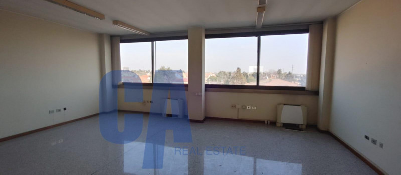 Immagine 9 di Ufficio in affitto  in VIA PODGORA a Legnano