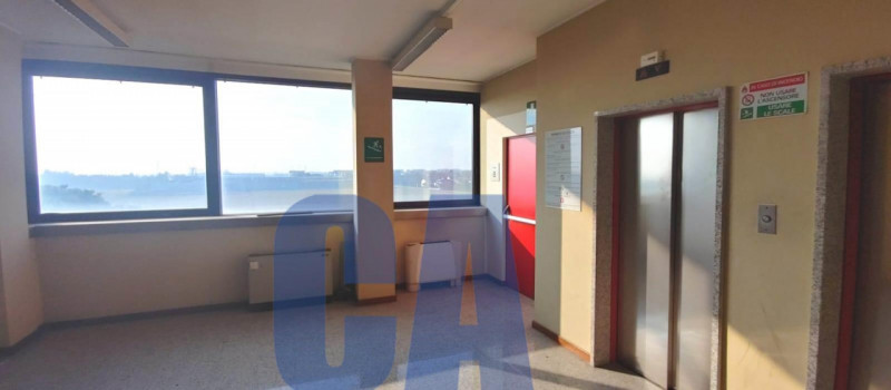 Immagine 11 di Ufficio in affitto  in VIA PODGORA a Legnano