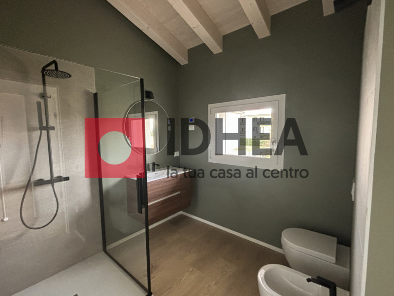 Immagine 5 di Villetta a schiera in vendita  a Giavera Del Montello