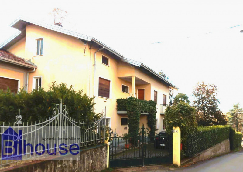 Immagine 4 di Villa in vendita  in cutra a Masserano