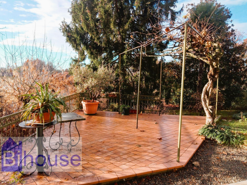 Immagine 8 di Villa in vendita  in cutra a Masserano