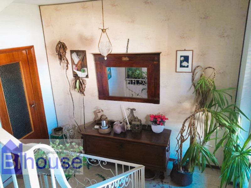 Immagine 22 di Villa in vendita  in cutra a Masserano