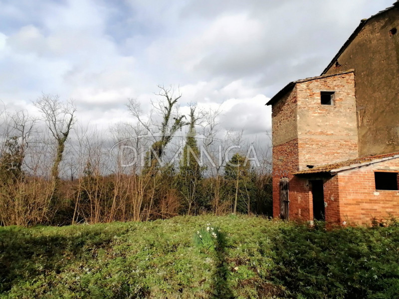 Immagine 9 di Rustico / casale in vendita  a Santa Maria A Monte