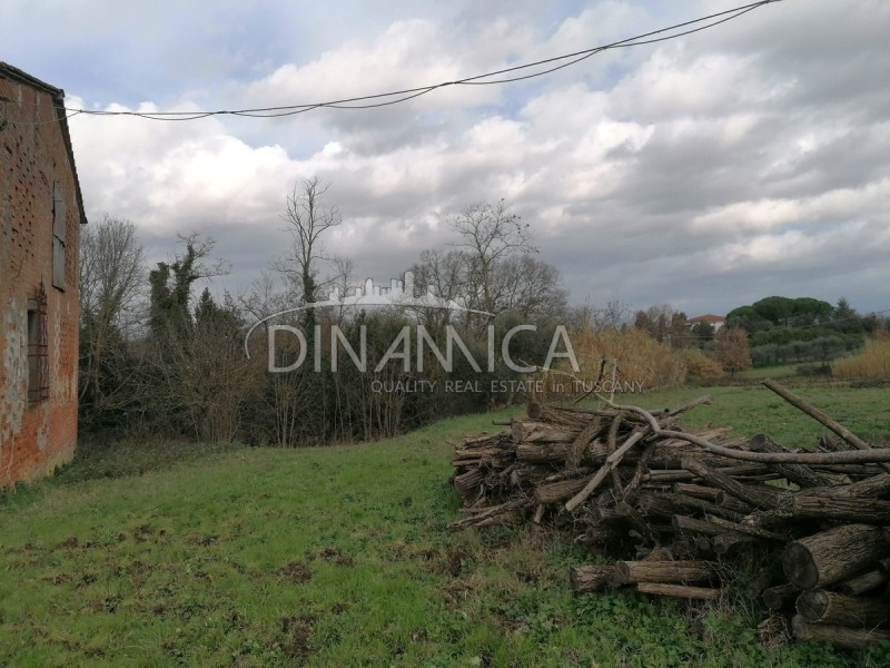 Immagine 12 di Rustico / casale in vendita  a Santa Maria A Monte