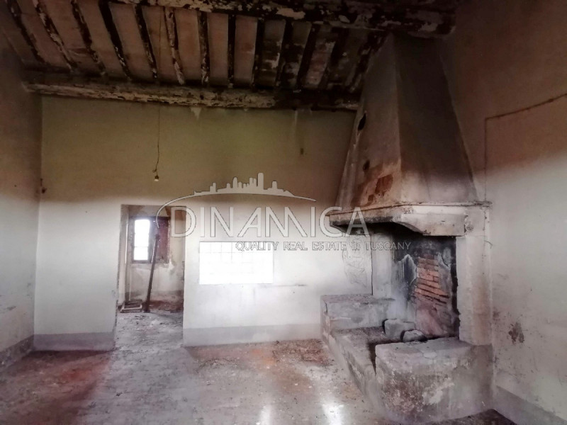 Immagine 17 di Rustico / casale in vendita  a Santa Maria A Monte