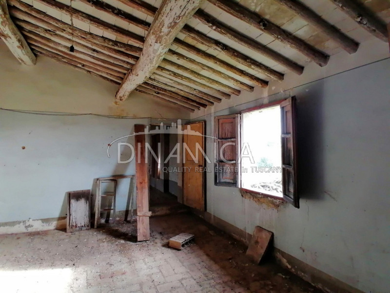 Immagine 19 di Rustico / casale in vendita  a Santa Maria A Monte