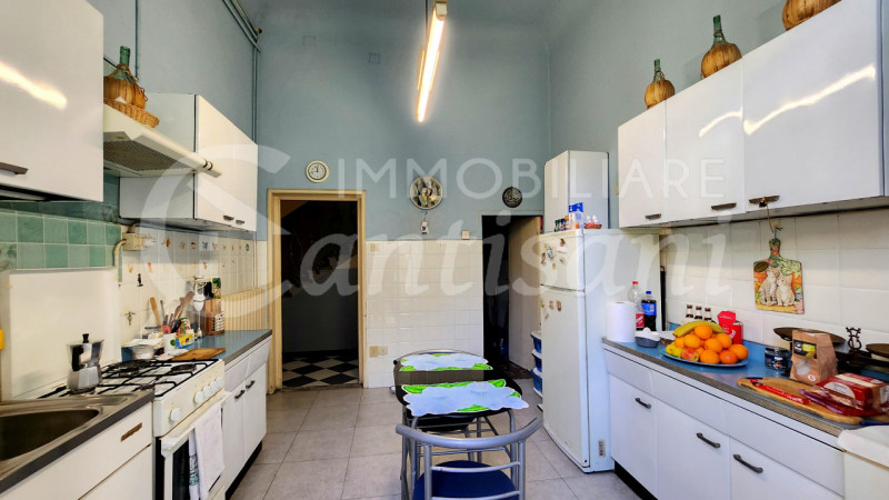 Immagine 9 di Casa indipendente in vendita  in via Duprè a Firenze