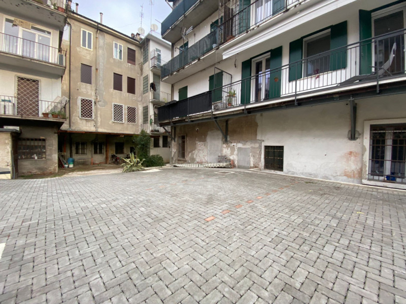 Immagine 7 di Posto auto in vendita  in Via dei Mille, 35 a Vicenza