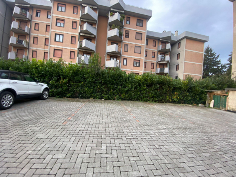 Immagine 9 di Posto auto in vendita  in Via dei Mille, 35 a Vicenza