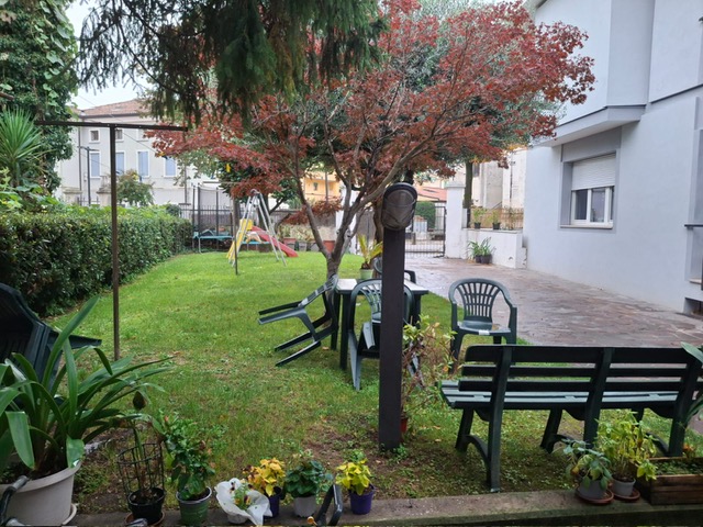 Immagine 8 di Casa bifamiliare in vendita  a Monselice