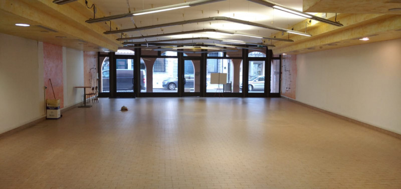 Immagine 1 di Negozio in affitto  a Monselice