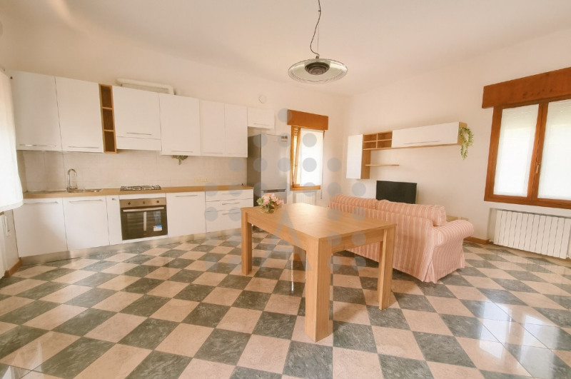 Immagine 9 di Appartamento in vendita  in viale delle terme a Abano Terme