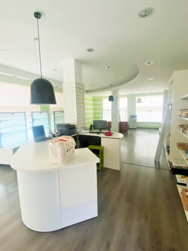 Immagine 5 di Negozio in affitto  in via San Pio X 34/a a Castelfranco Veneto