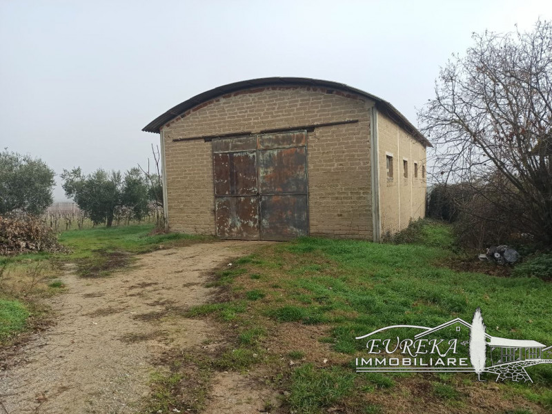 Immagine 9 di Rustico / casale in vendita  in castiglione del lago via roma 152 a Castiglione Del Lago