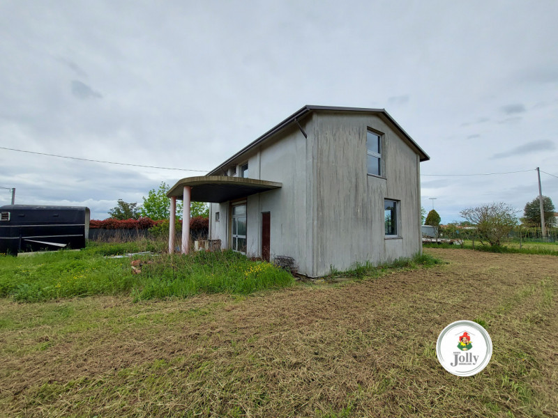 Immagine 2 di Laboratorio in vendita  in Via Botti a Codevigo