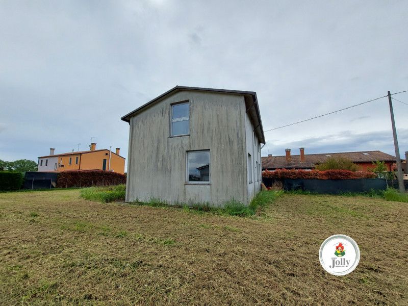 Immagine 3 di Laboratorio in vendita  in Via Botti a Codevigo