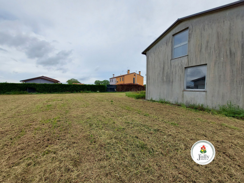 Immagine 4 di Laboratorio in vendita  in Via Botti a Codevigo