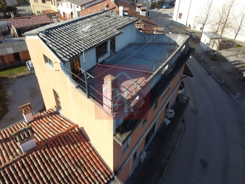 Immagine 3 di Villetta a schiera in vendita  in Via 2 giugno 54 a Terzo Di Aquileia