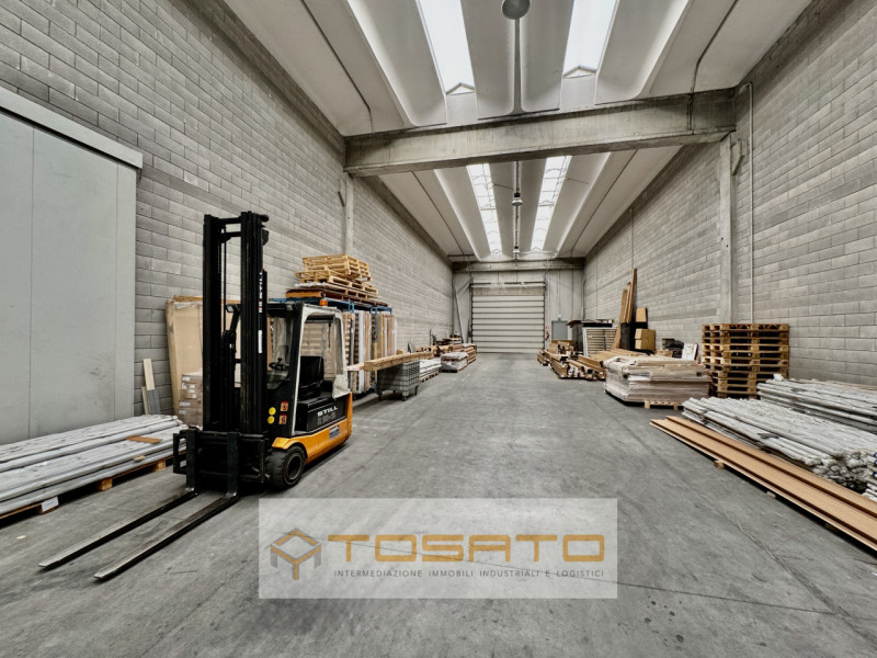Immagine 20 di Capannone industriale in vendita  a Cerea