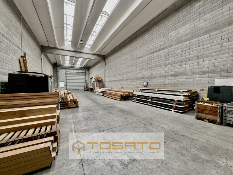 Immagine 21 di Capannone industriale in vendita  a Cerea