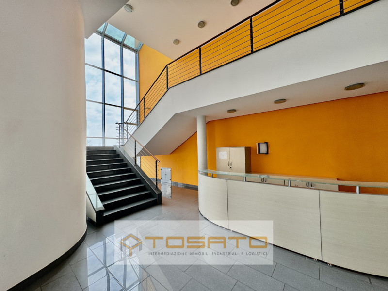 Immagine 26 di Capannone industriale in vendita  a Cerea