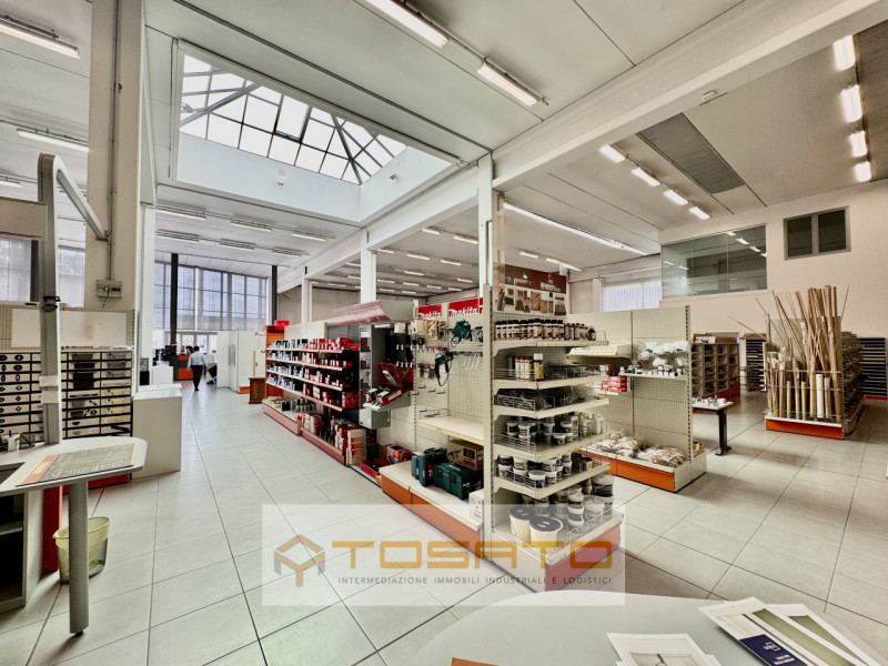 Immagine 31 di Capannone industriale in vendita  a Cerea
