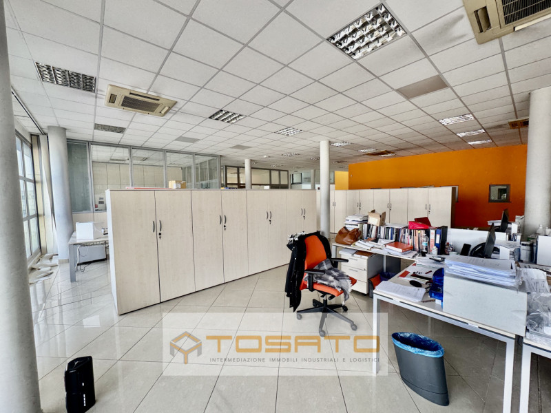 Immagine 62 di Capannone industriale in vendita  a Cerea