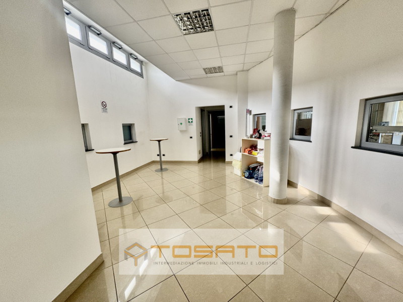 Immagine 66 di Capannone industriale in vendita  a Cerea