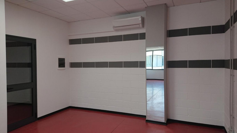 Immagine 2 di Ufficio in affitto  in via vicenza a Camisano Vicentino