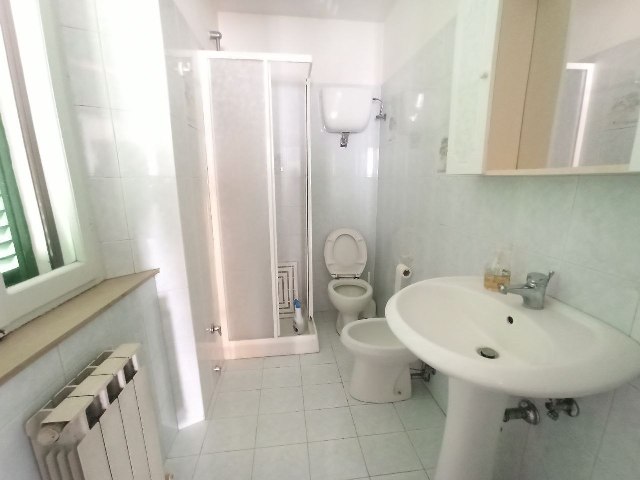 Immagine 9 di Appartamento in vendita  in località Pineta a Castiglione Del Lago