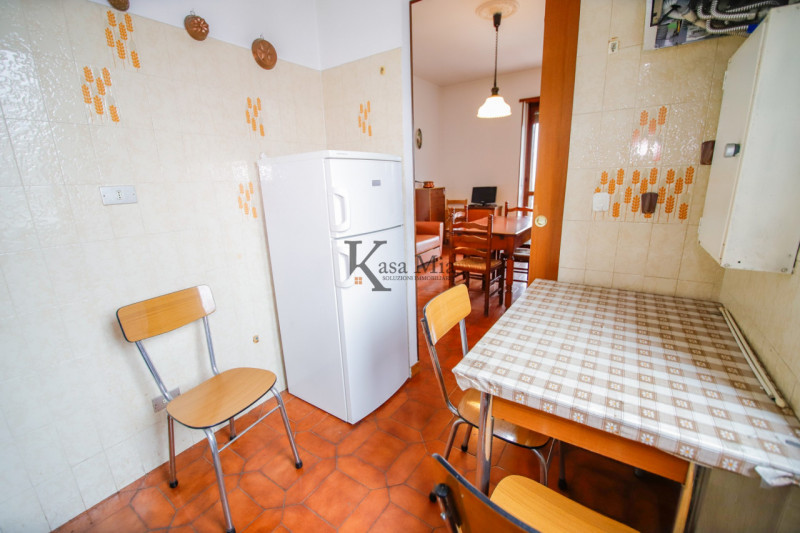 Immagine 8 di Appartamento in vendita  in via volpiano  34 a Lombardore