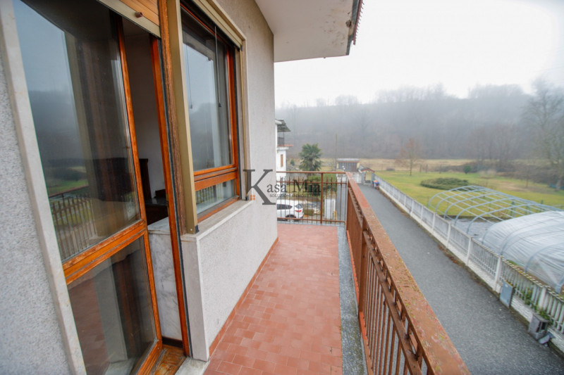 Immagine 25 di Appartamento in vendita  in via volpiano  34 a Lombardore