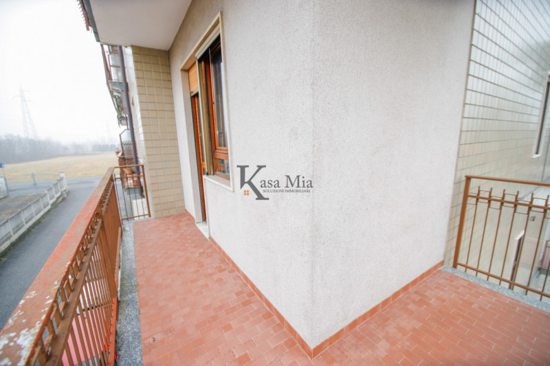 Immagine 26 di Appartamento in vendita  in via volpiano  34 a Lombardore