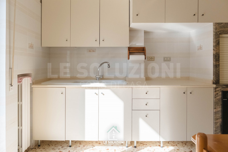 Immagine 9 di Appartamento in affitto  in VIA CAVALIERI DI MALTA 70 a Putignano