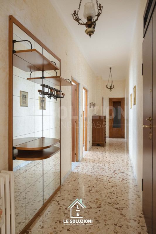 Immagine 10 di Appartamento in affitto  in VIA CAVALIERI DI MALTA 70 a Putignano