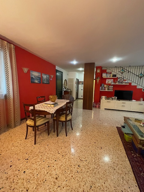 Immagine 6 di Casa indipendente in vendita  a Santa Giustina In Colle