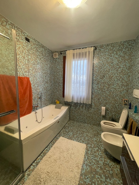 Immagine 15 di Casa indipendente in vendita  a Santa Giustina In Colle