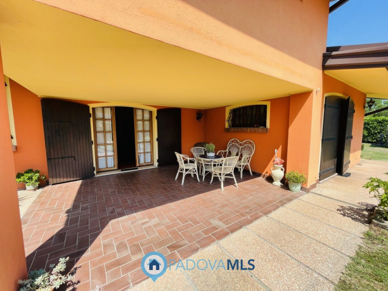 Immagine 4 di Villa in vendita  in via cucchetti 74 a Noventa Padovana